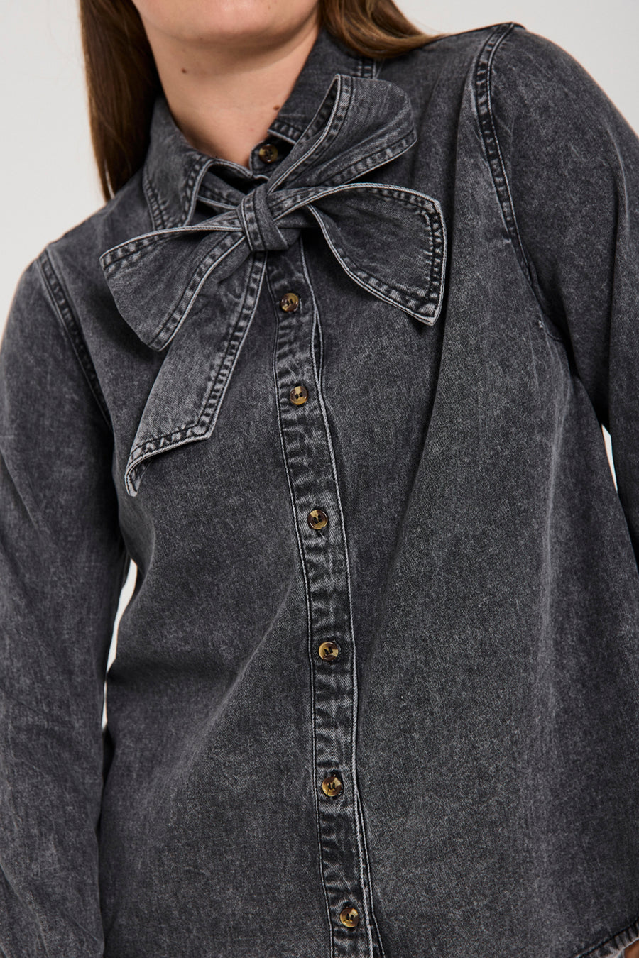 FQLISEA - SKJORTE MED BINDEBÅND - GRÅ